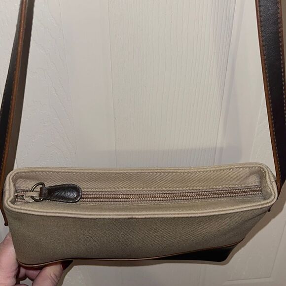 Crazy Horse |A Liz Claiborne Co.| Vintage Canvas & Leather 90’s Shoulder Bag - Picture 9 of 13